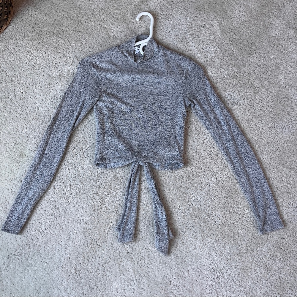 Gray Long Sleeve Tie-Front Top
